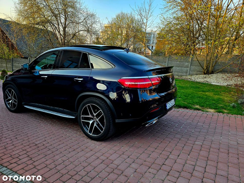 Mercedes-Benz GLE - 10