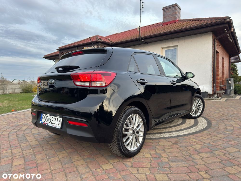 Kia Rio 1.2 ISG Dream Team Edition - 8