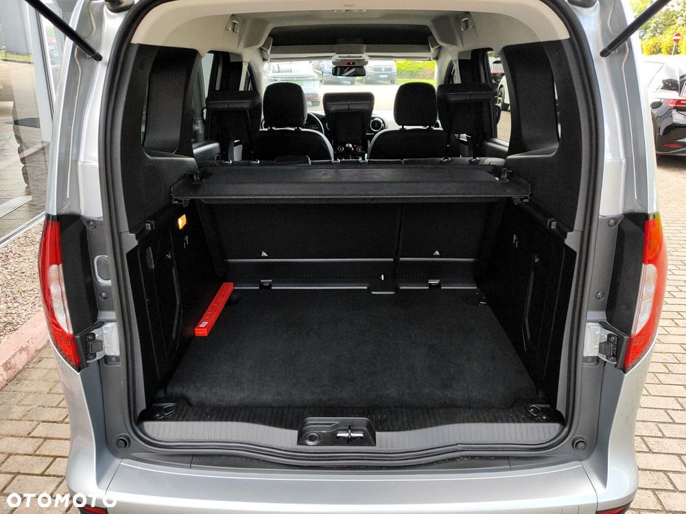 Mercedes-Benz Klasa T 180 d Style - 36