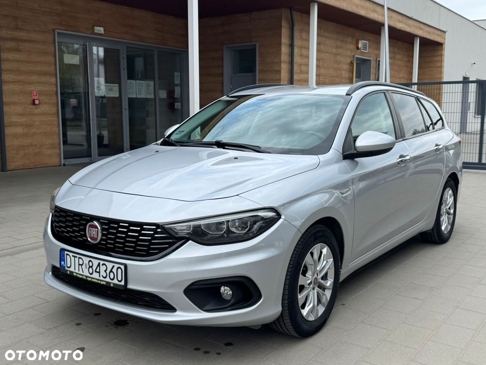 Fiat Tipo 1.4 T-Jet Lounge - 1