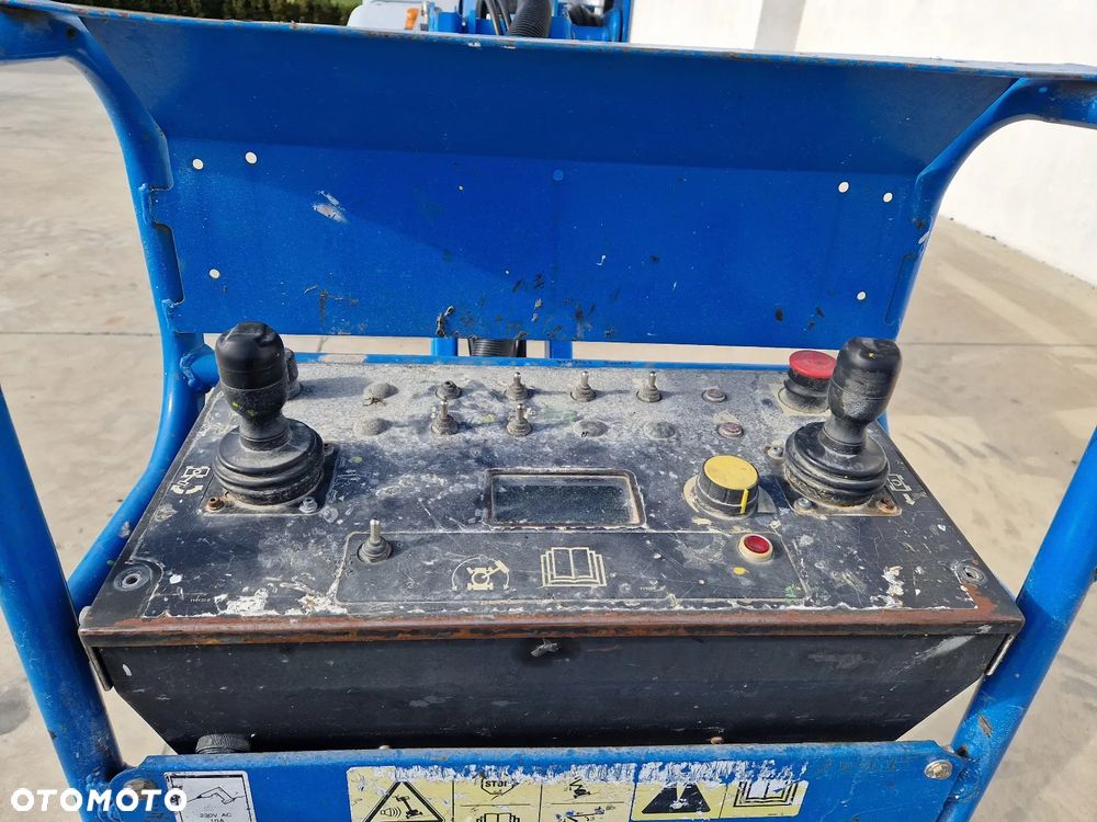 Genie Z-40/23N RJ M529 - 4