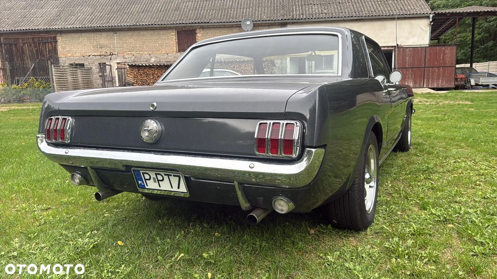 Ford Mustang - 9