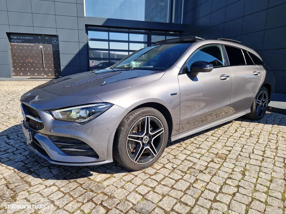 Mercedes-Benz CLA 250 e Shooting Brake AMG Line - 3