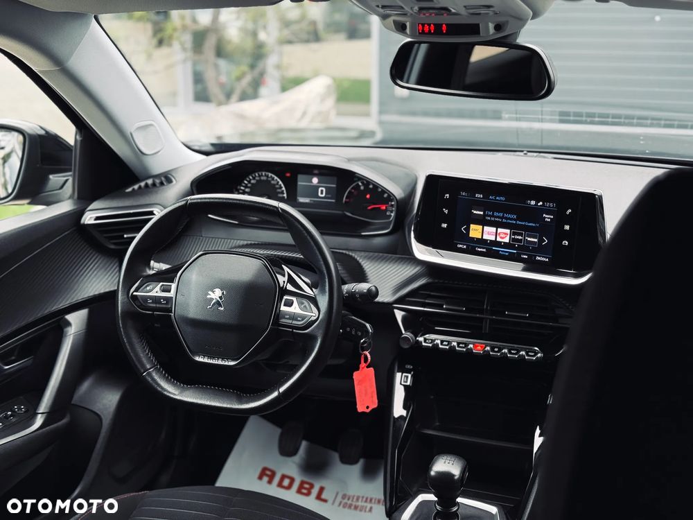 Peugeot 2008 BlueHDi 110 Allure - 21