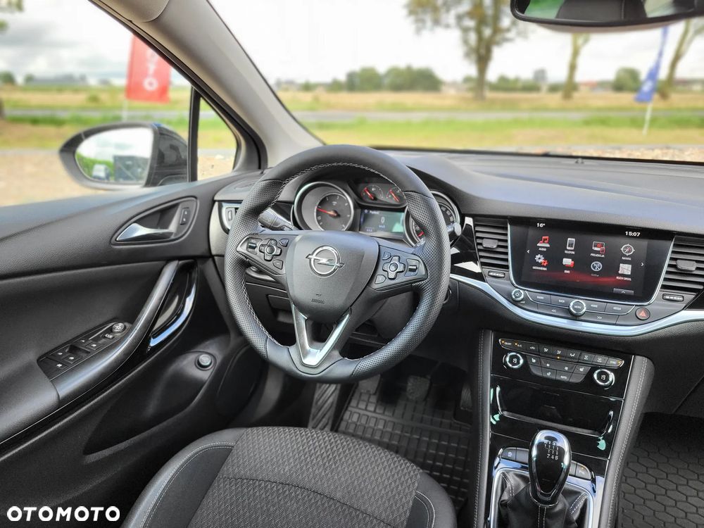 Opel Astra 1.6 CDTI Elite S&S - 11