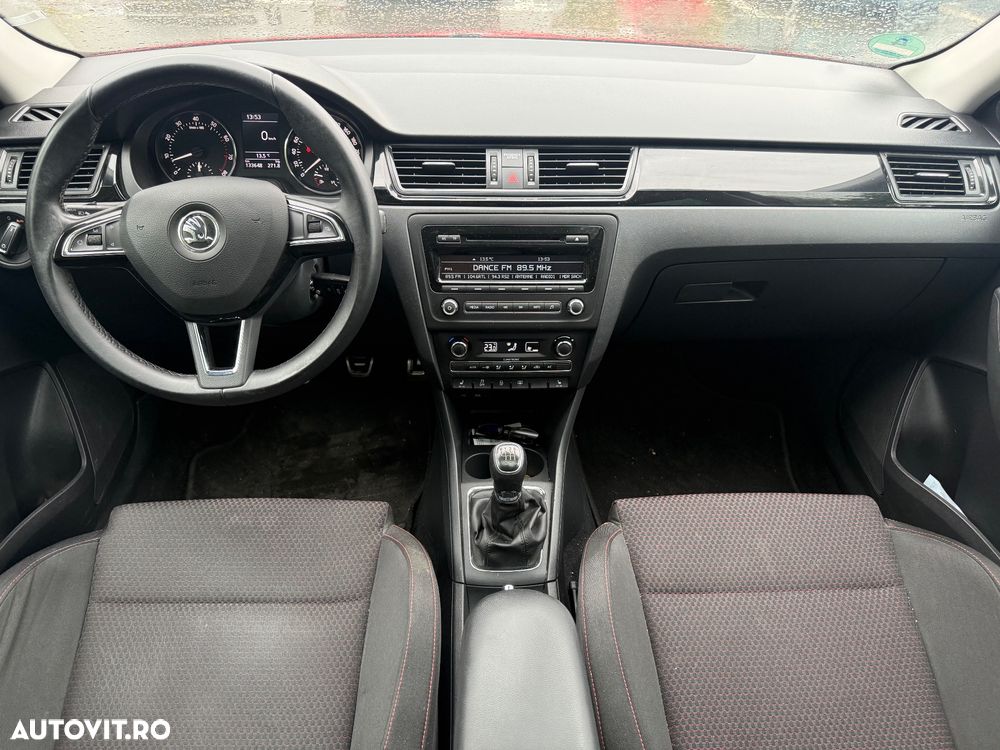 Skoda RAPID Spaceback 1.2 TSI Style+ - 8