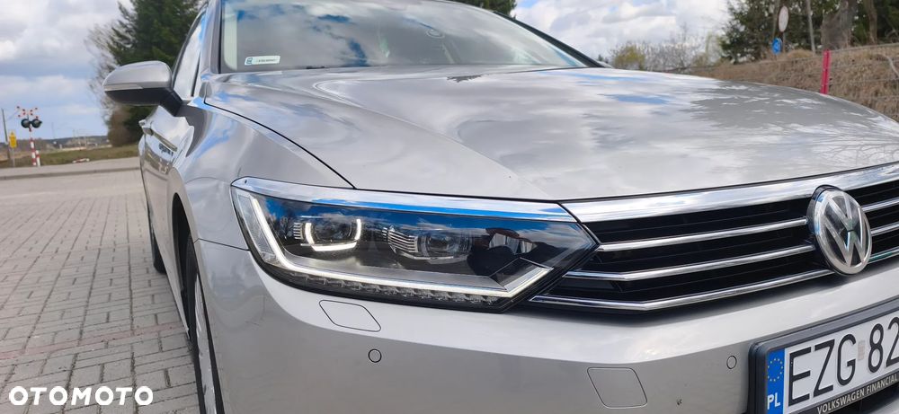 Volkswagen Passat 2.0 TDI SCR Comfortline - 4