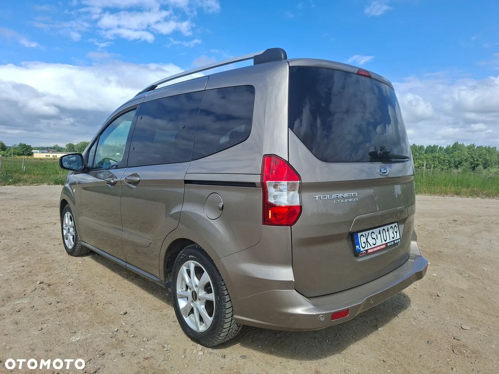 Ford Tourneo Courier 1.0 EcoBoost Titanium - 3