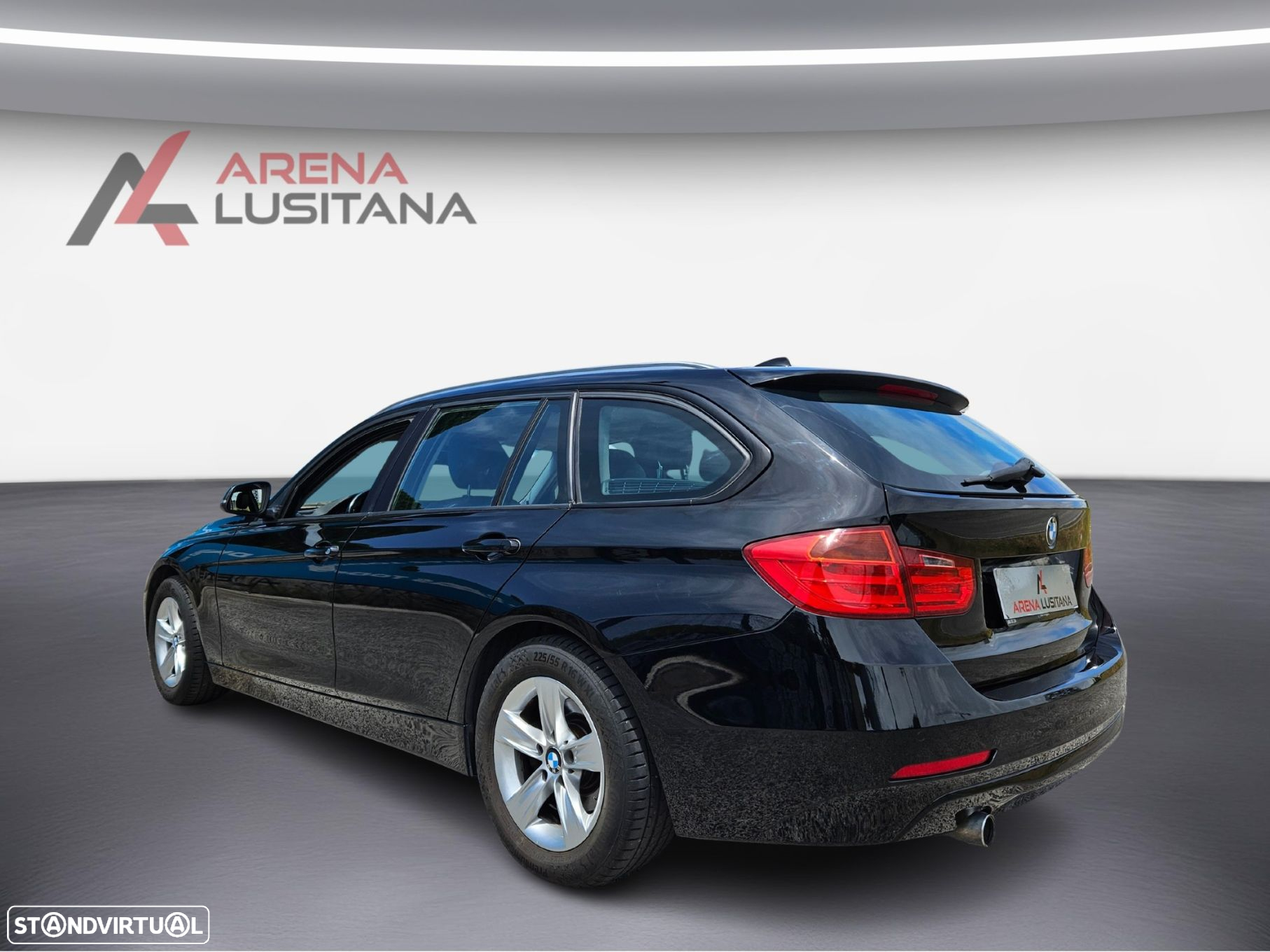 BMW 318 d Touring Auto - 12