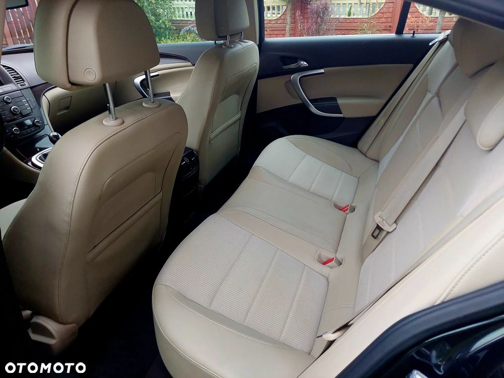 Opel Insignia 2.0 CDTI Cosmo - 17