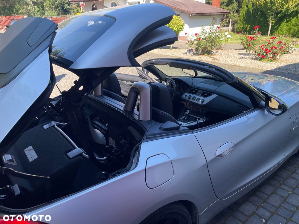 BMW Z4 sDrive35i - 10