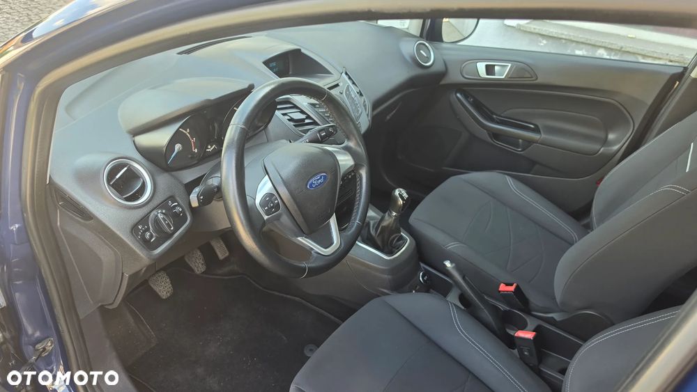 Ford Fiesta 1.25 Celebration - 9