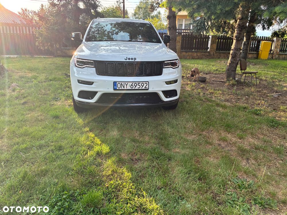 Jeep Grand Cherokee 5.7 V8 HEMI Overland Summit - 17