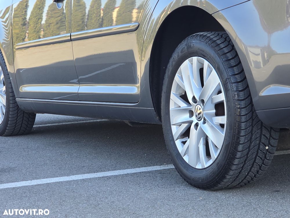 Volkswagen Touran 2.0 TDI SCR (BlueMotion Technology) Highline - 13