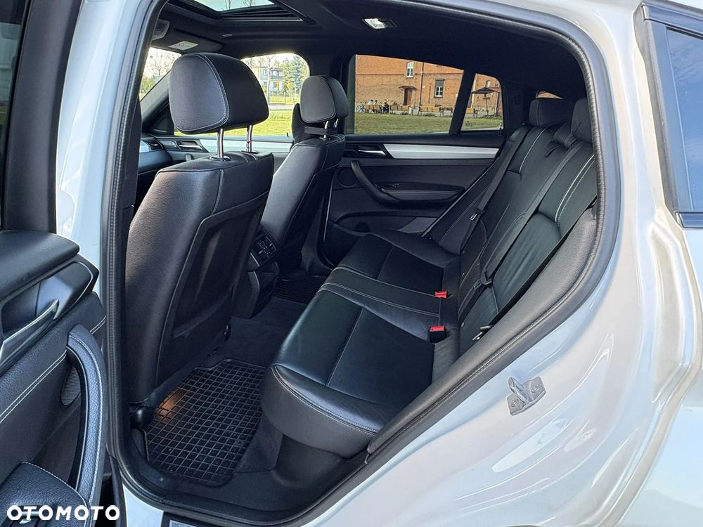 BMW X4 xDrive20d xLine - 24