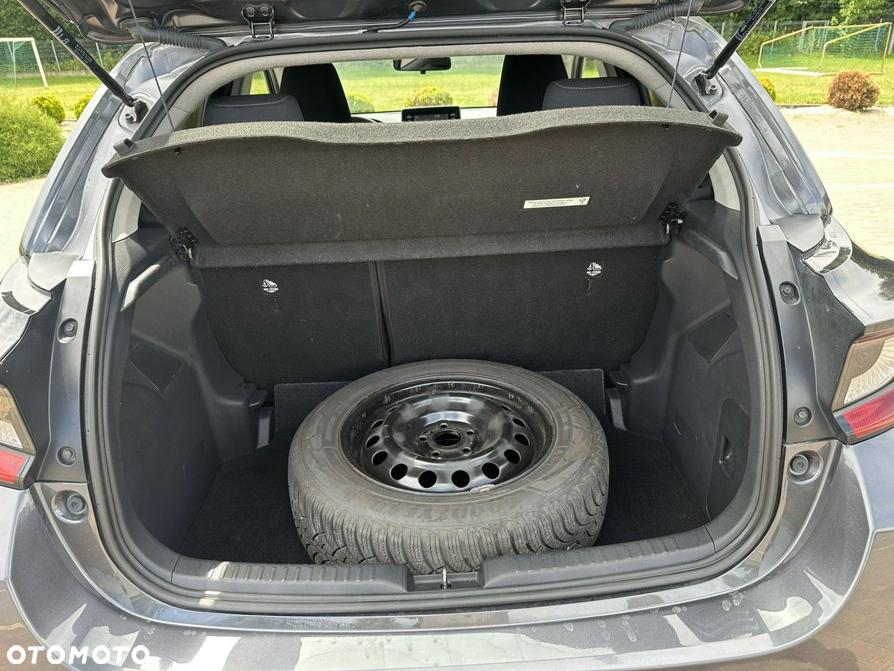 Toyota Yaris - 10