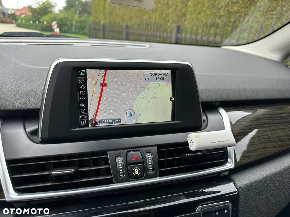 BMW Seria 2 216d Active Tourer - 6