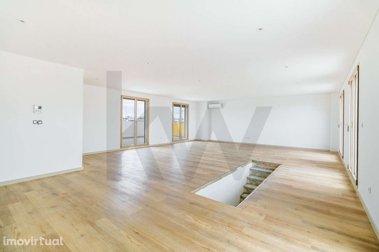 Apartamento T3 +1 Duplex com varanda, terraço e box em construção – Po - Grande imagem: 2/26