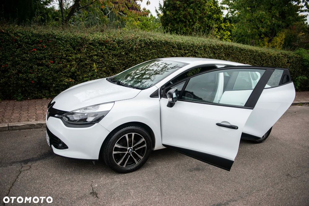 Renault Clio 1.2 16V 75 LIMITED - 14
