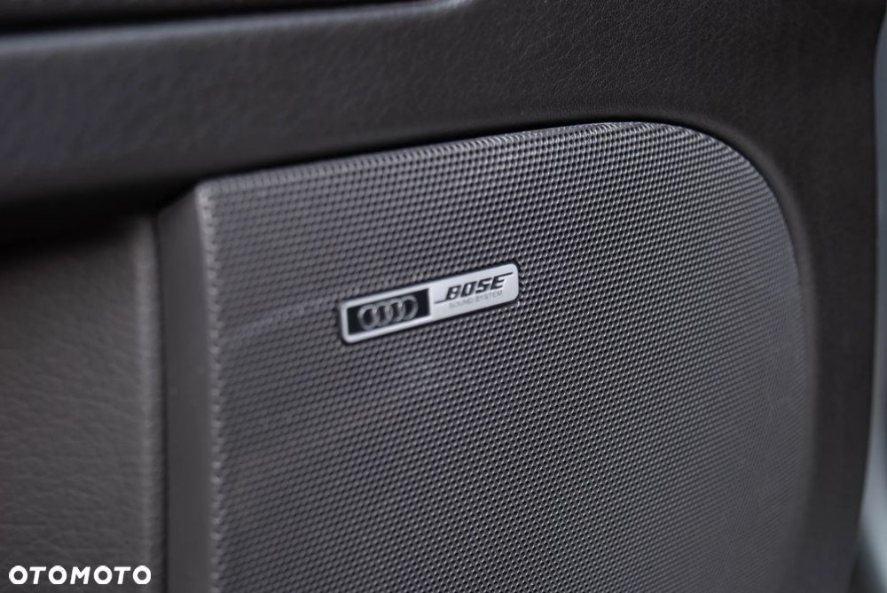 Audi A4 Avant 2.0 TDI DPF quattro - 18