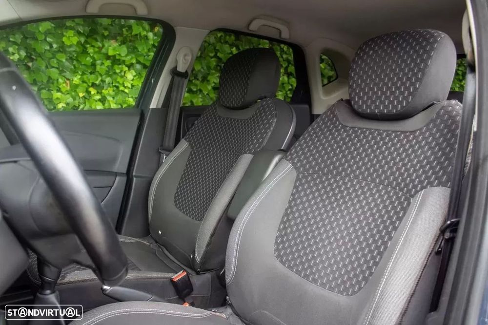 Renault Captur 1.5 dCi Exclusive - 12