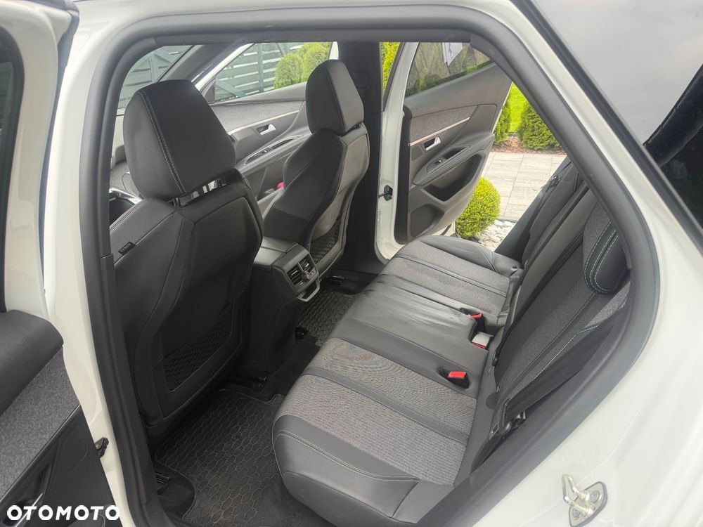Peugeot 3008 1.5 BlueHDi Allure Pack S&S EAT8 - 11