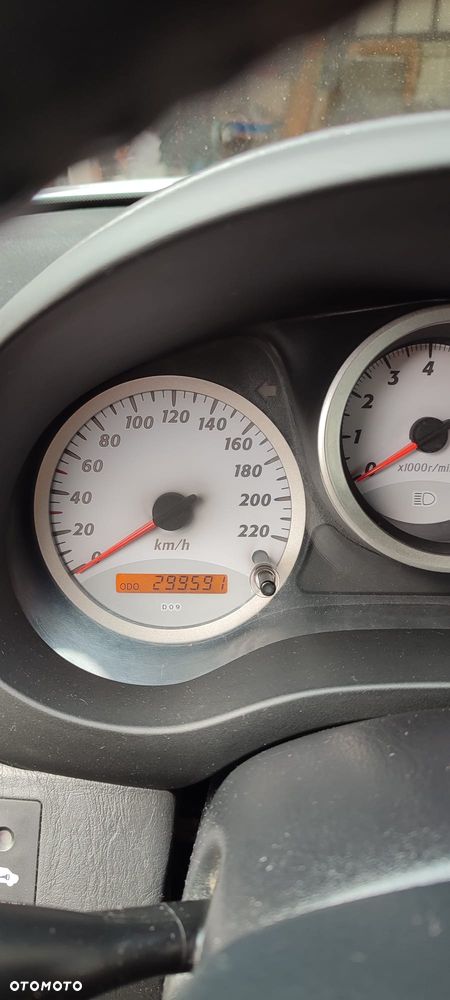 Toyota RAV4 2.0 VVT-i 4x4 - 5