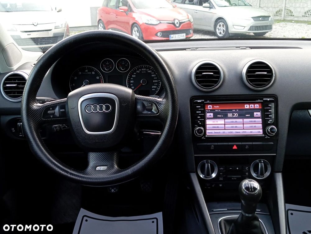 Audi A3 Sportback 1.6 Ambiente - 15