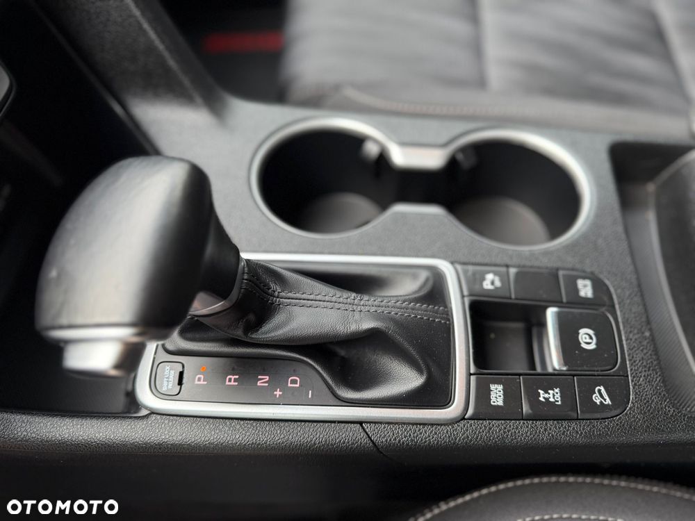 Kia Sportage 1.6 CRDI AWD Eco-Dynamics+ (48V M-H) DCT Black Edition - 16