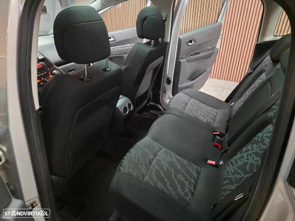 Peugeot 3008 1.6 e-HDi Sport CMP6 - 14