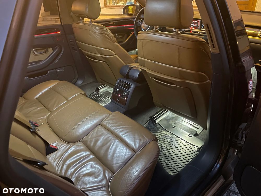 Audi A8 - 5