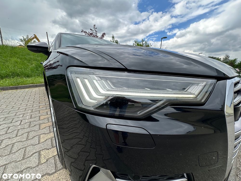 Audi A6 Avant 40 TDI quattro S tronic S line - 16