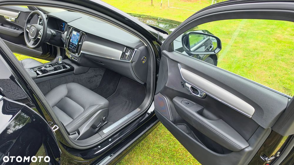 Volvo V90 T6 Recharge AWD Core - 16