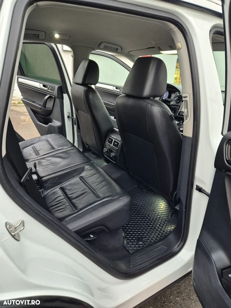 Volkswagen Touareg 3.0 V6 TDI Blue Motion DPF Automatik - 11