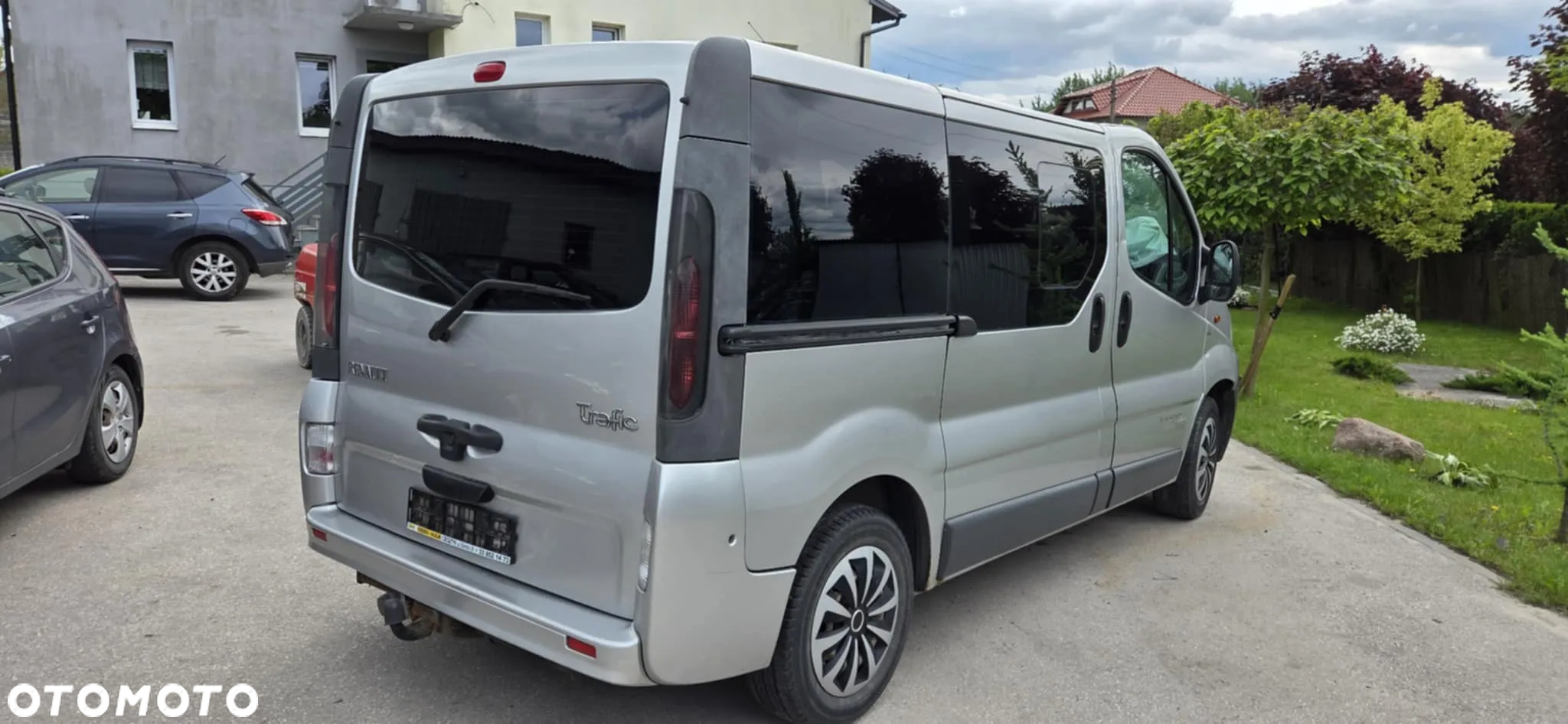 RENAULT TRAFIC II VIVARO fotel prawy przód - 4