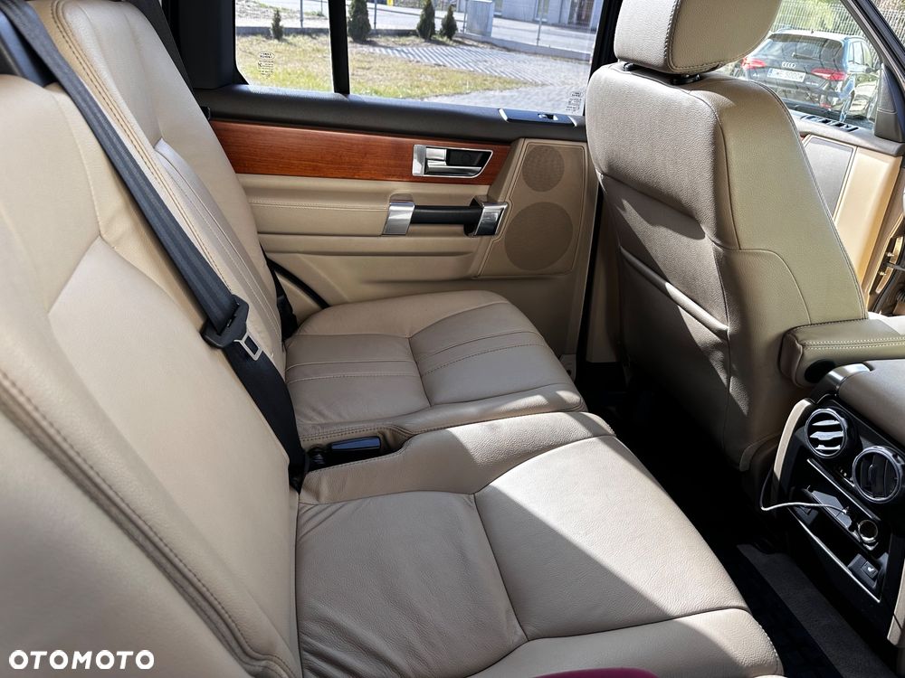 Land Rover Discovery 2.7D V6 HSE - 12