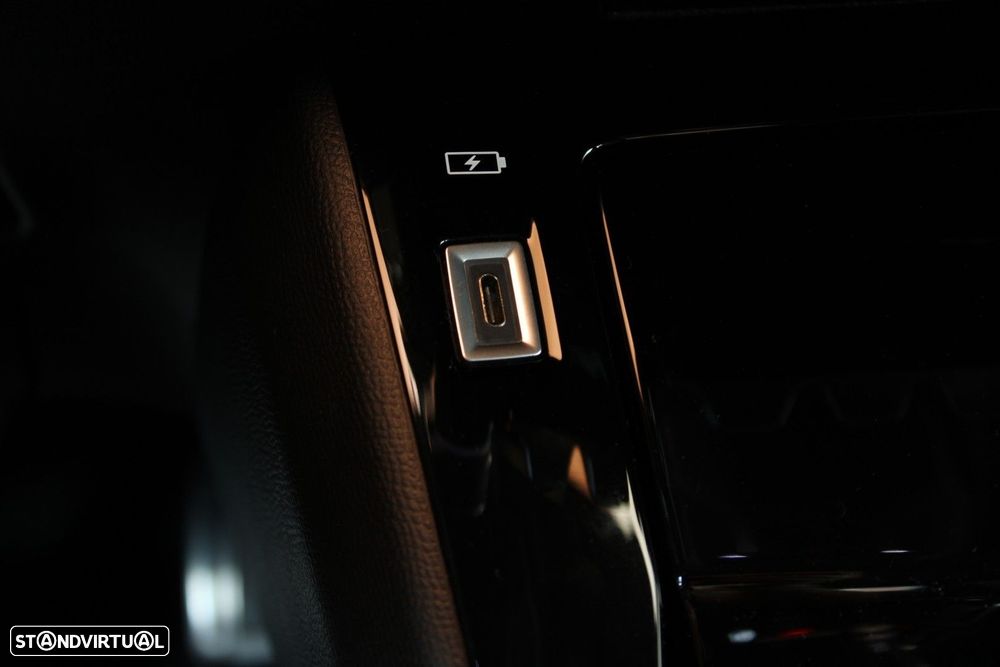 Peugeot e-208 50 kWh GT Pack - 44