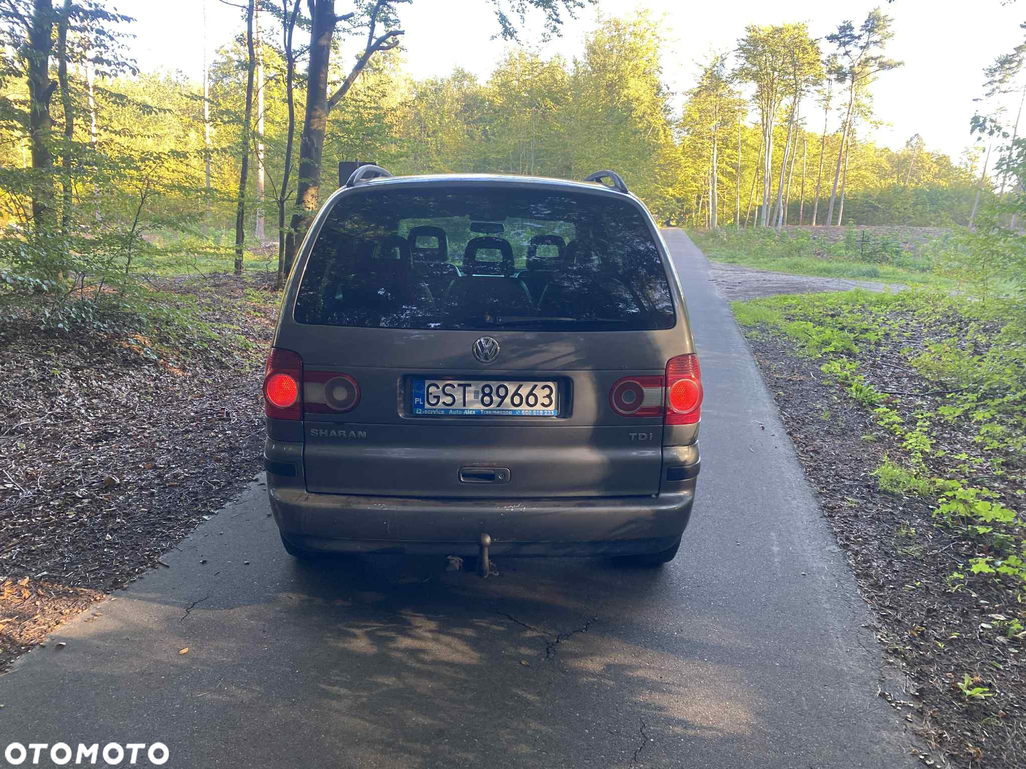 Volkswagen Sharan 1.9 TDI Basis - 6