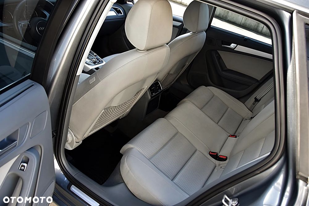 Audi A4 Avant 2.0 TDI Quattro S tronic - 21