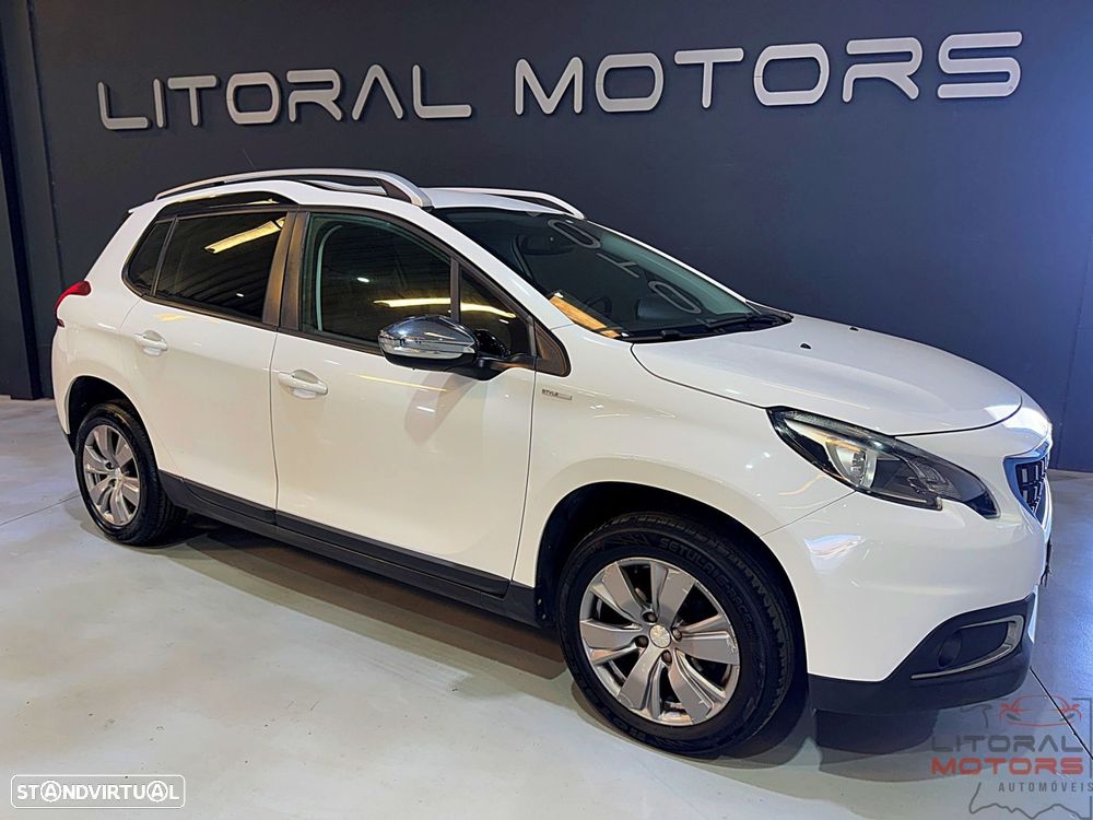 Peugeot 2008 1.2 PureTech Style - 1