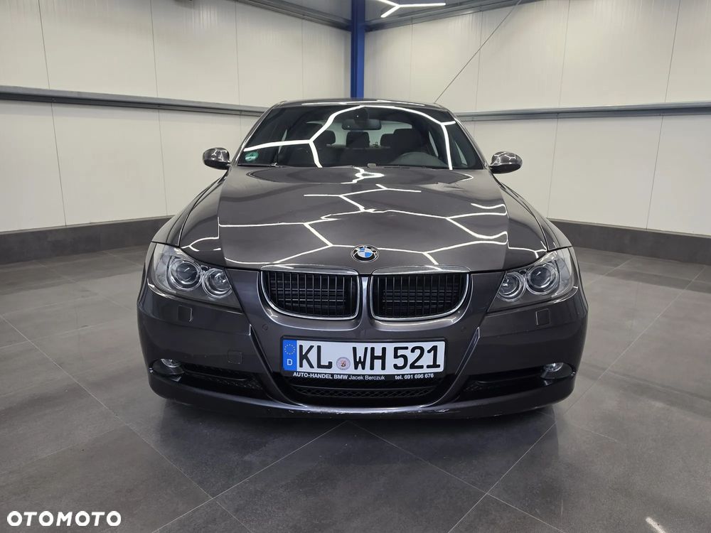 BMW Seria 3 318i Edition Lifestyle - 4