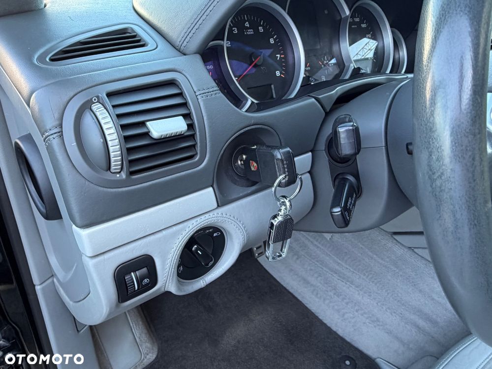 Porsche Cayenne Tiptronic S GTS - 19