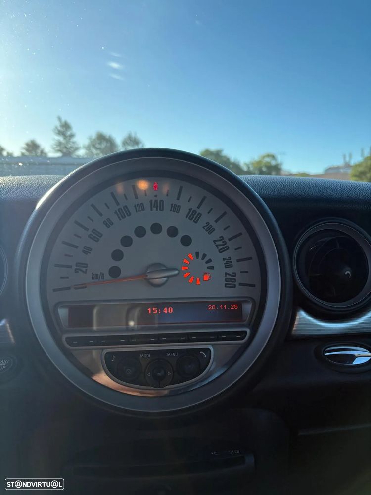 MINI 3 Portas One D - 10