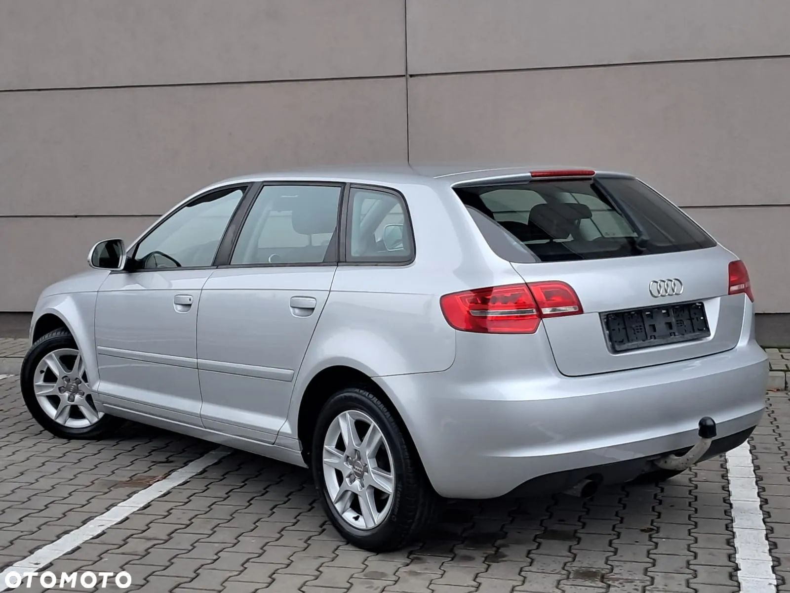 Audi A3 1.6 Attraction - 4
