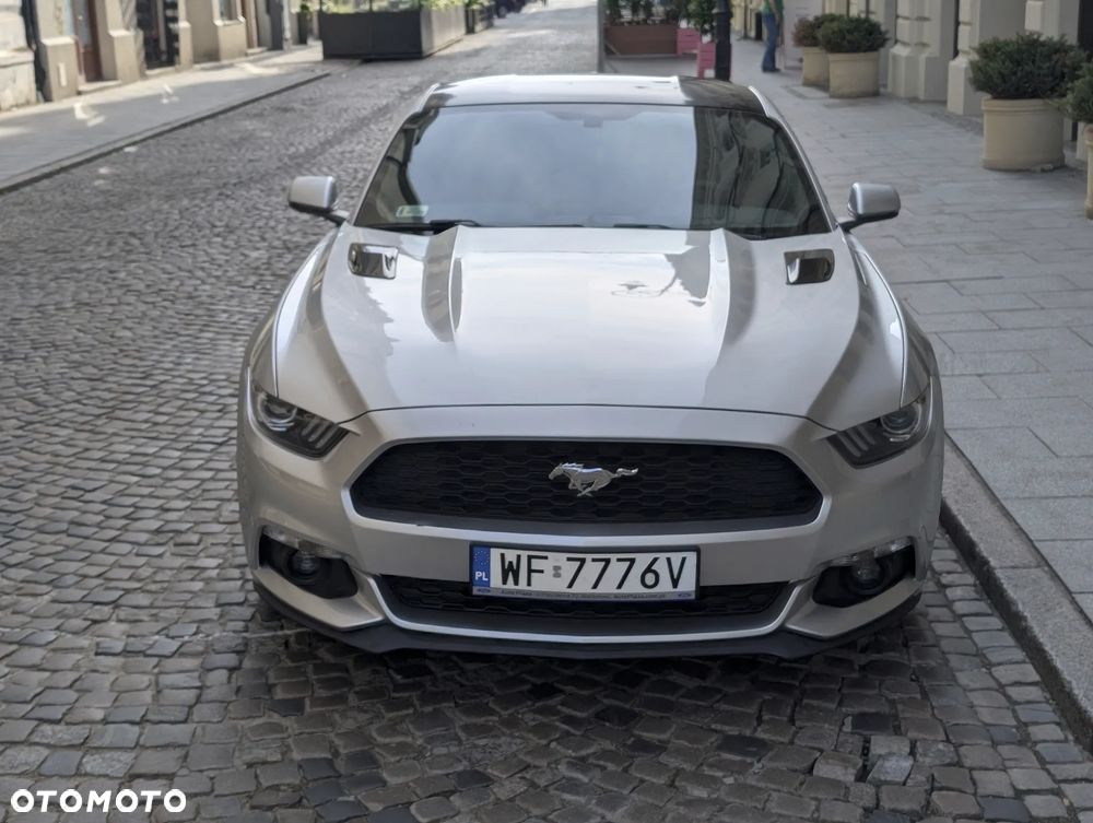 Ford Mustang 2.3 EcoBoost - 17