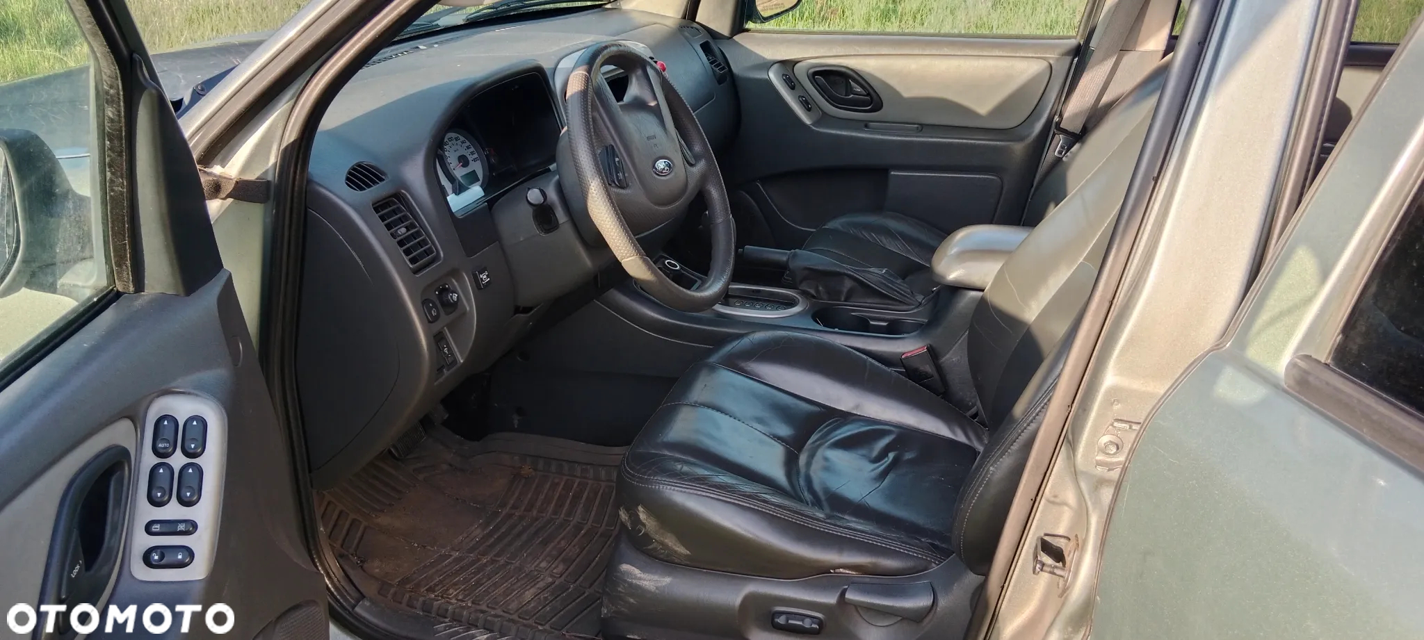 Ford Escape - 10
