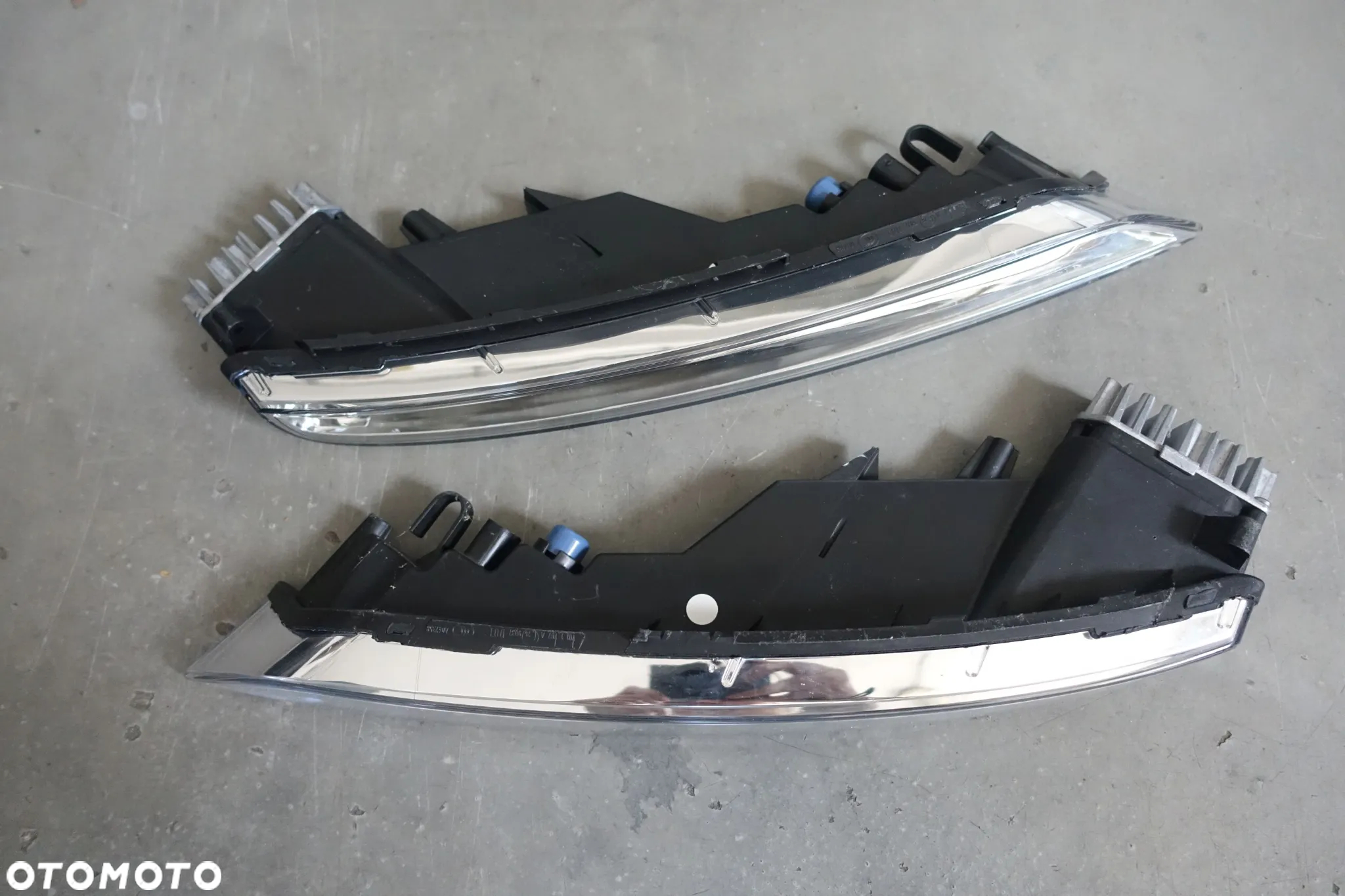 LAMPA LED DRL HALOGEN CAYENNE LIFT 15-18r. - 3