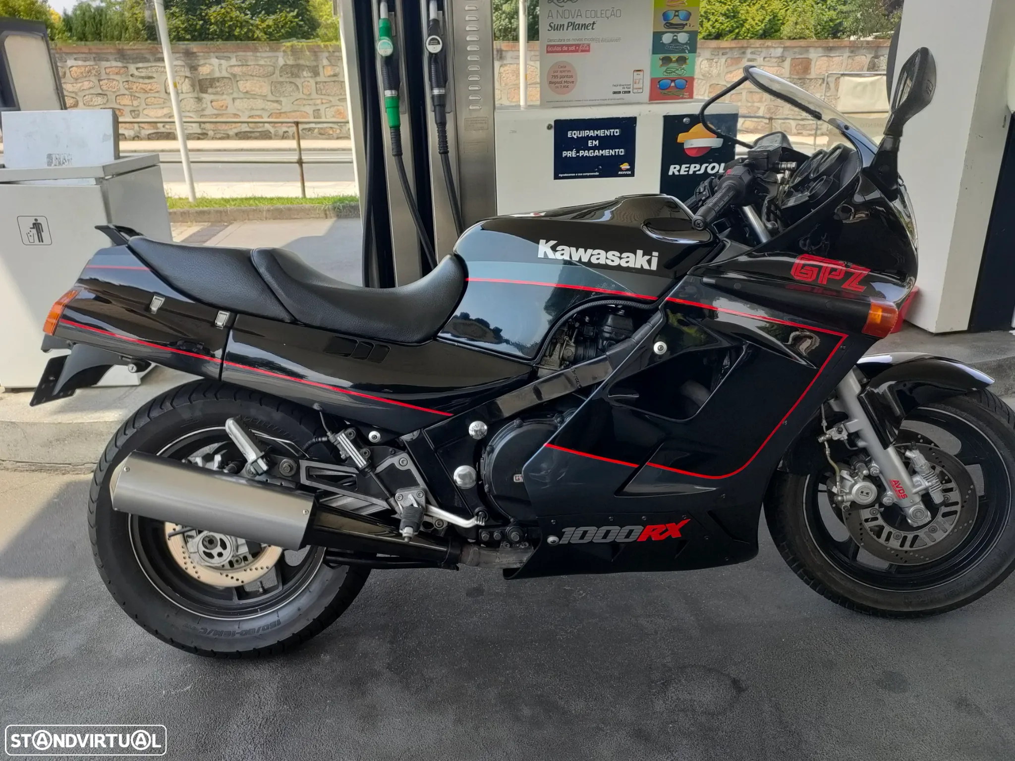 Kawasaki GPZ 1000 RX - 6
