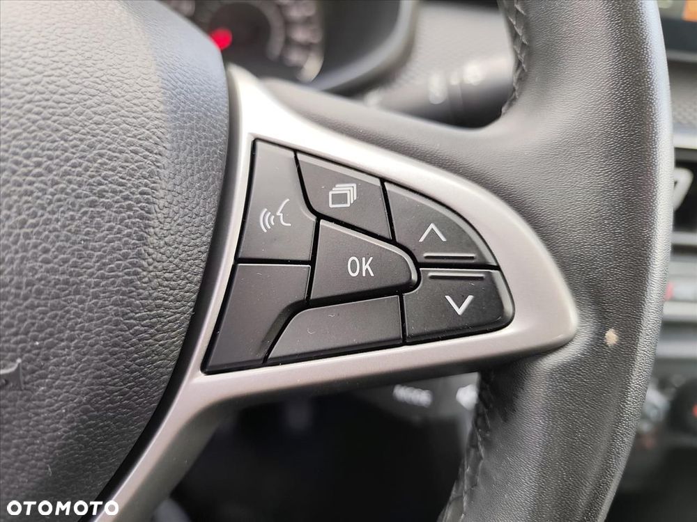 Dacia Sandero - 17