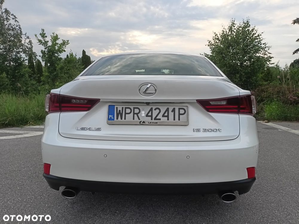 Lexus IS 200t Elegance - 6